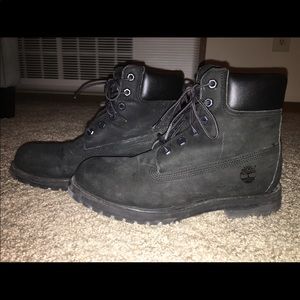 Size 9 Black Timberlands.